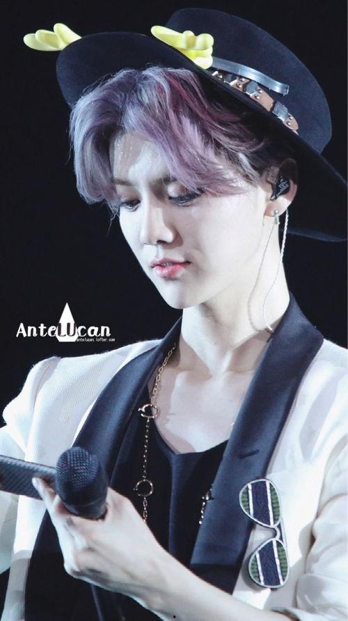 鹿晗紫色头发图片,鹿晗新发型魅力绽放